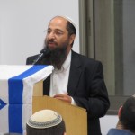 הרב שלומי בדש נושא דברים