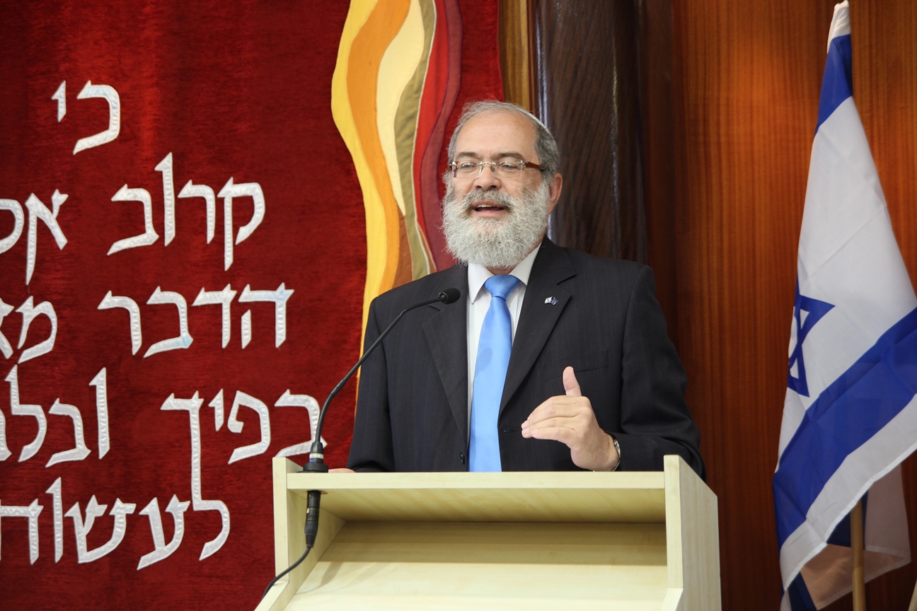 הרב גוטל בשיעורו בישיבת הר ברכה. צילום: נתנאל אינדיק