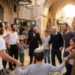 רביבים 1185 - משנכנס אדר: מרבים בשמחה, באחדות ובניצחון